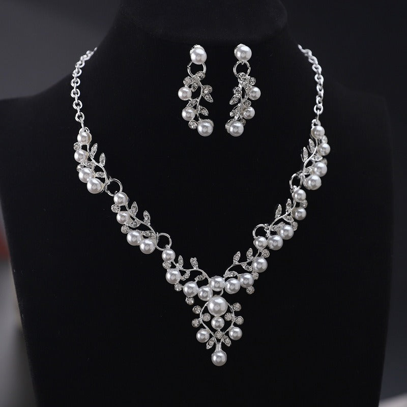 Exquisite Bridal Jewelry Set Collection (Necklace & Earrings)