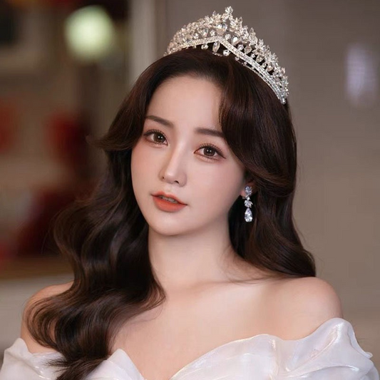 Luxurious Western-Style Alloy Bridal Tiara Crown