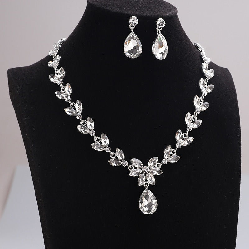 Exquisite Bridal Jewelry Set Collection (Necklace & Earrings)