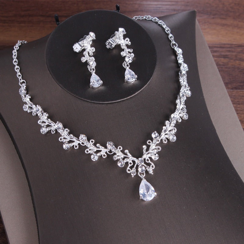 Exquisite Bridal Jewelry Set Collection (Necklace & Earrings)