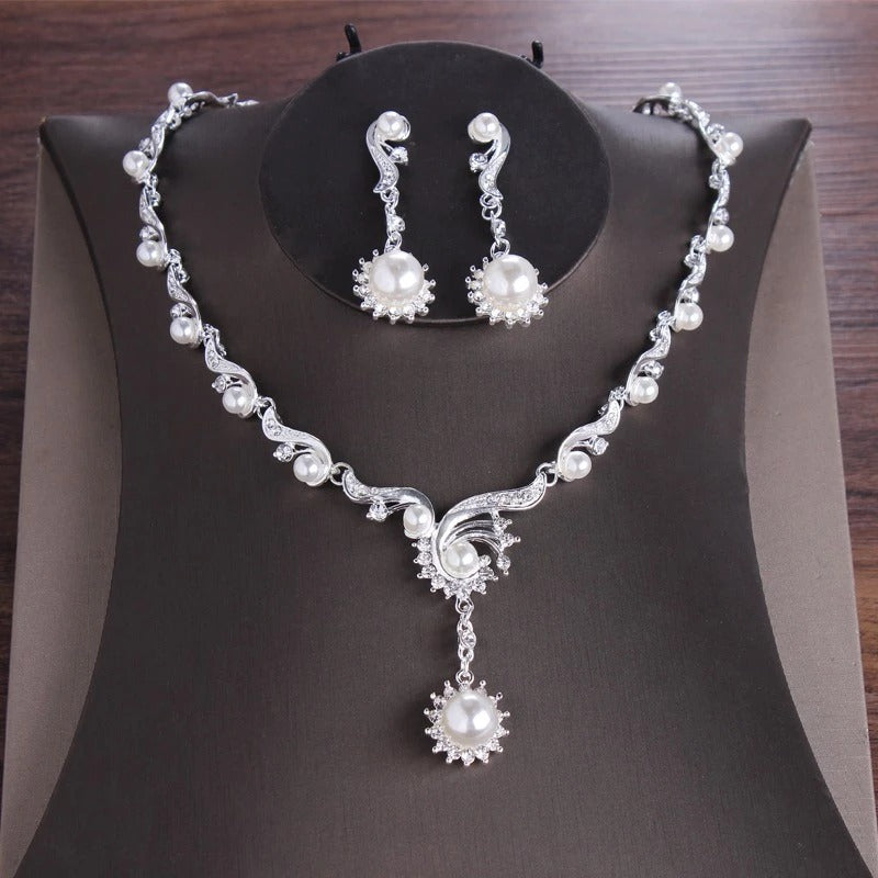 Exquisite Bridal Jewelry Set Collection (Necklace & Earrings)