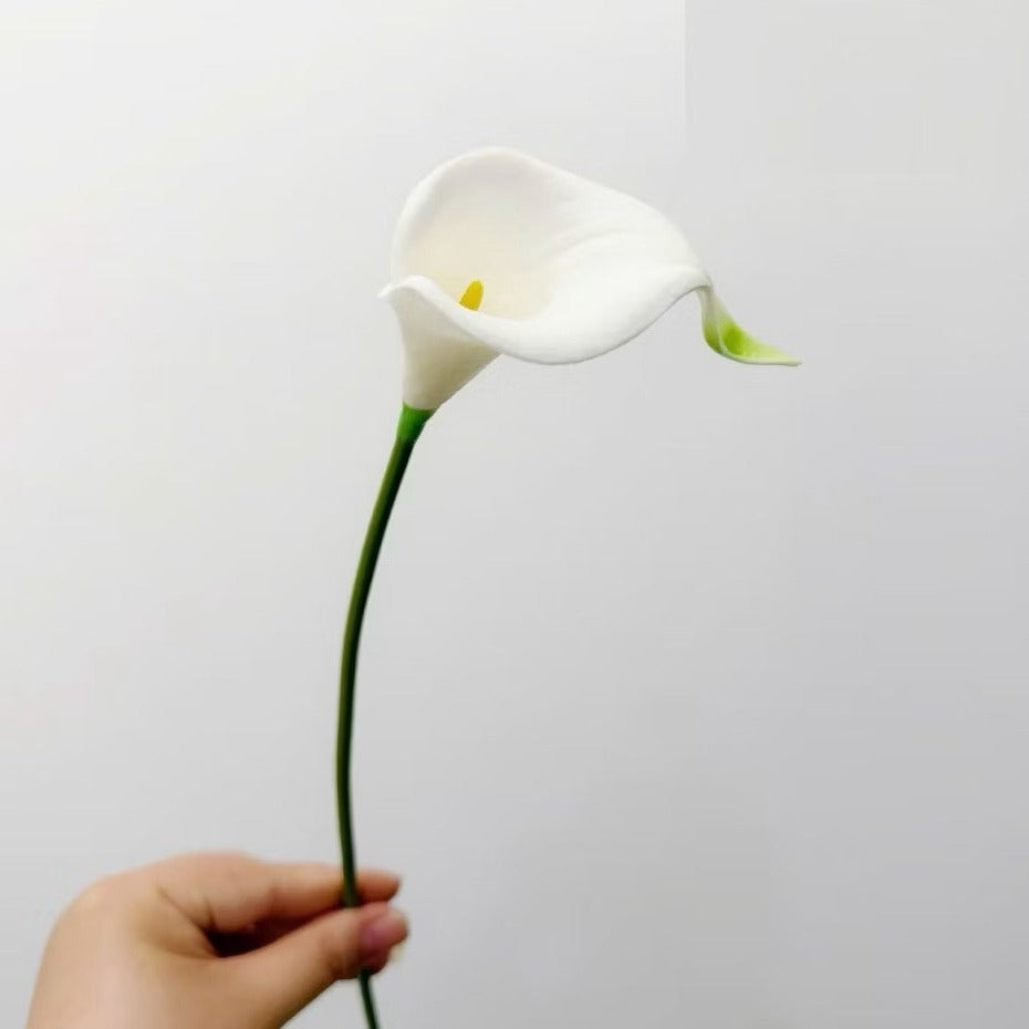 Real-Touch Artificial Calla Lily Stem | EternalBloom