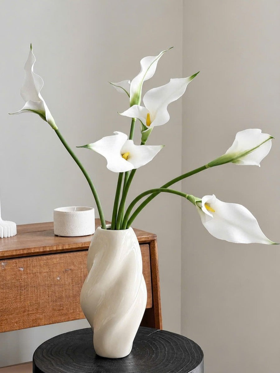 Real-Touch Artificial Calla Lily Stem | EternalBloom