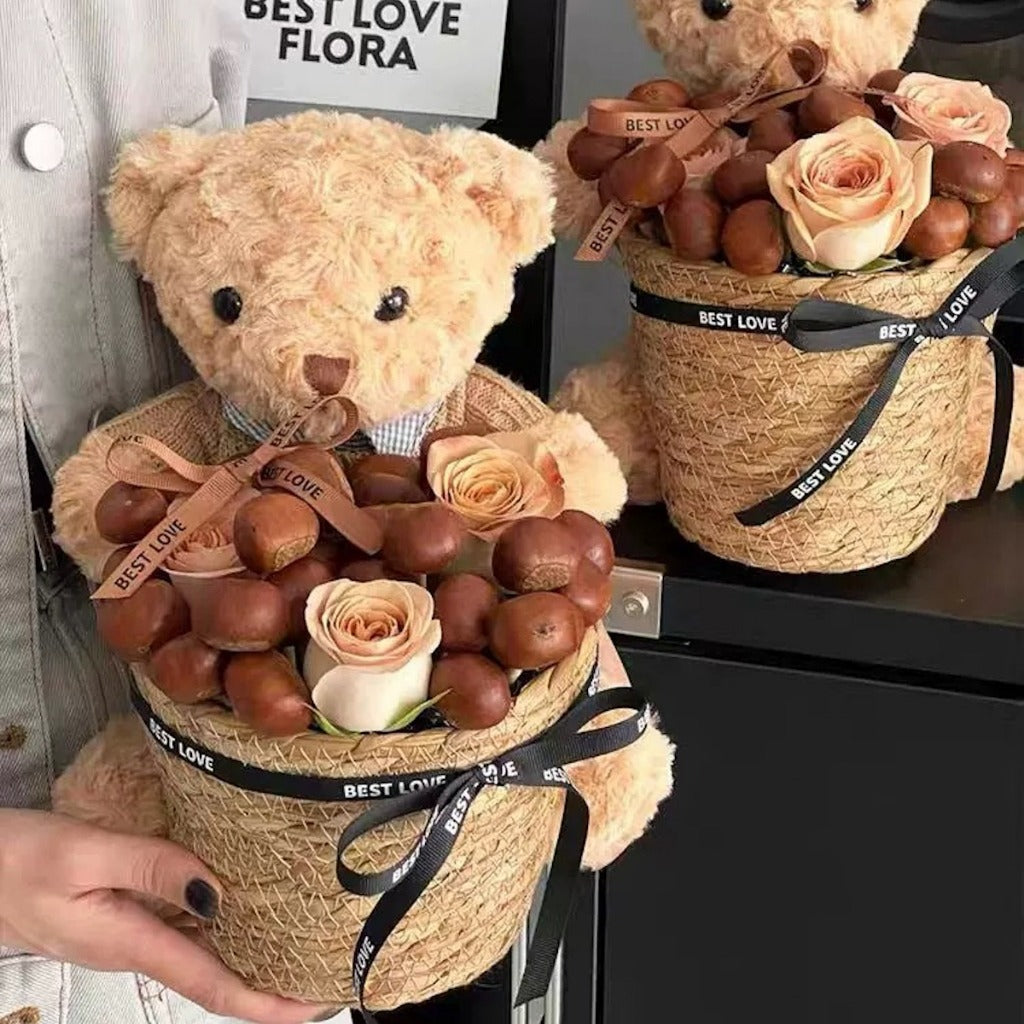 Handcrafted Twisted Seagrass Woven Flower & Gift Basket with Waterproof Plastic Liner