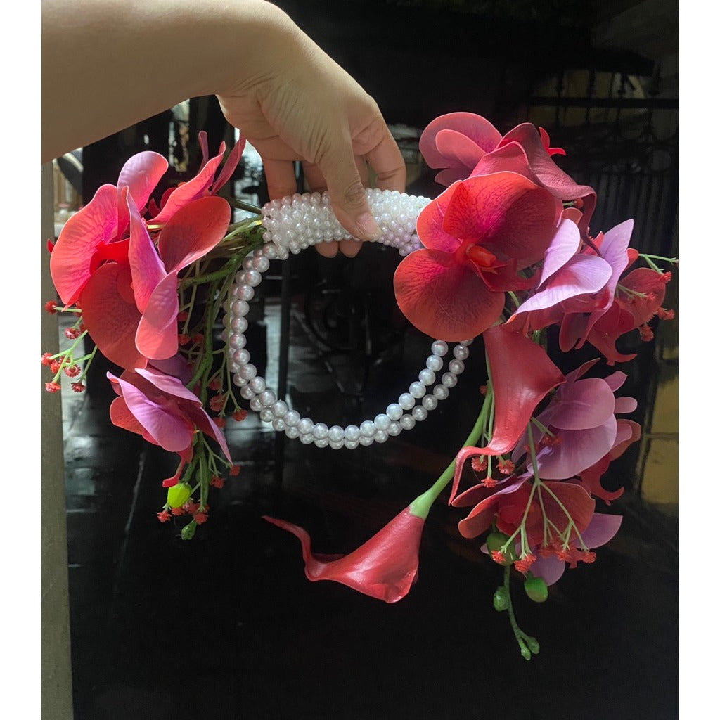 Luxury Pure White Pearl Hoop Bridal Bouquet | Red Round Bridal Bouquet
