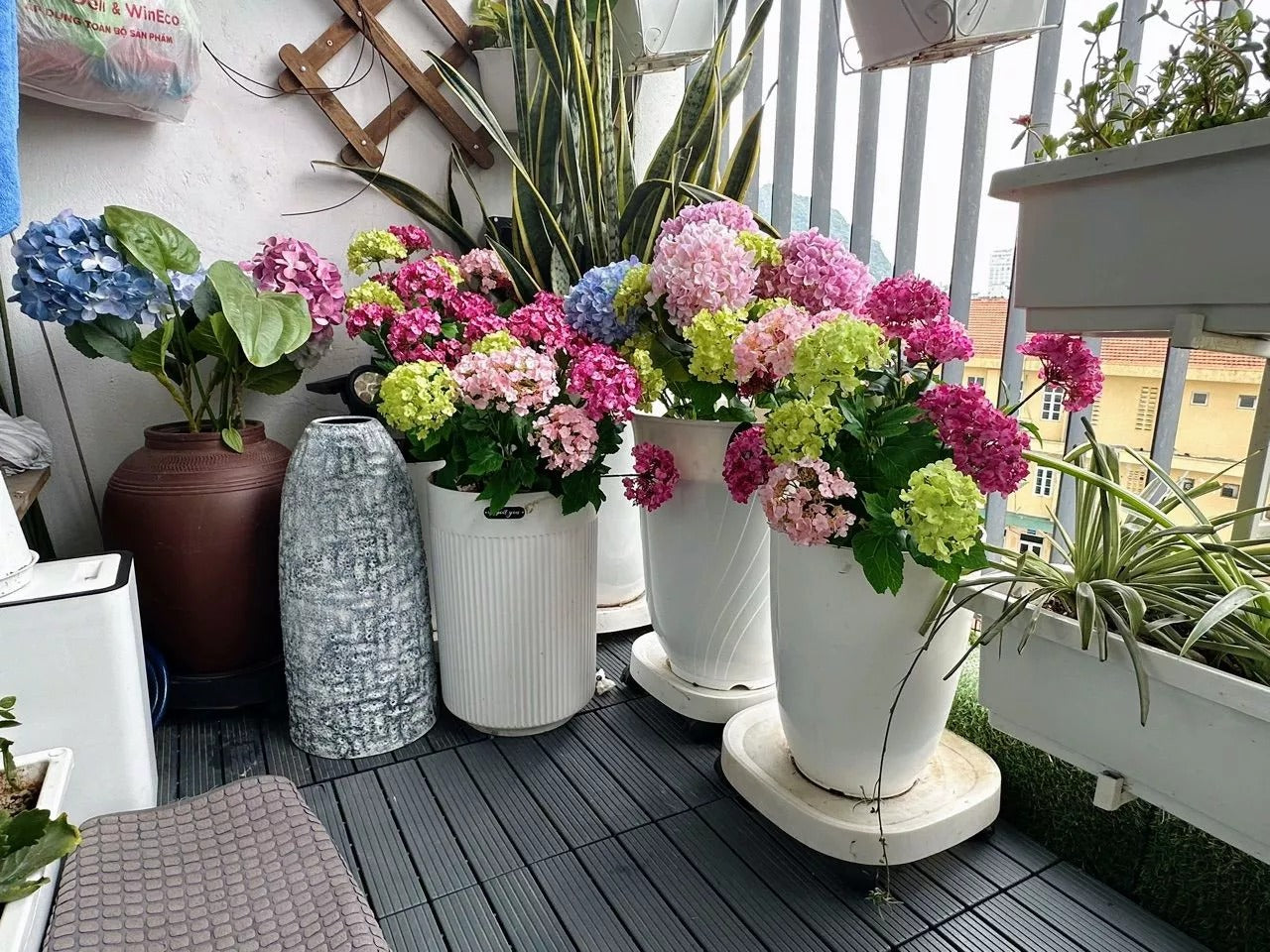 Real-Touch 3-Head Silk Hydrangea Flower Spray
